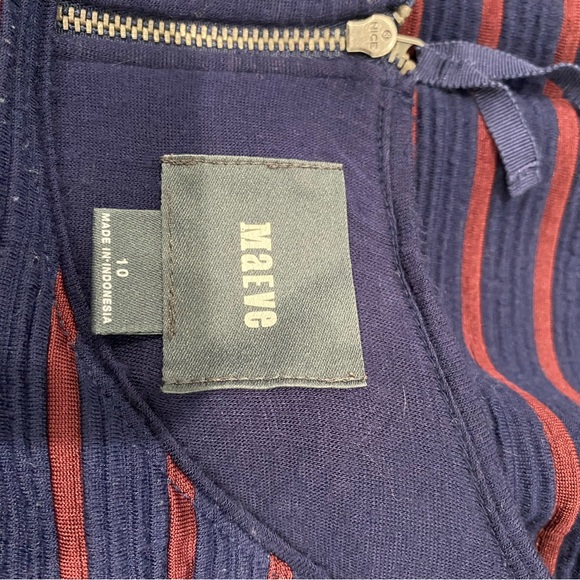 Maeve 3/4 sleeve, navy blue and red stripes, size 10. Round neckline. - Picture 3 of 6